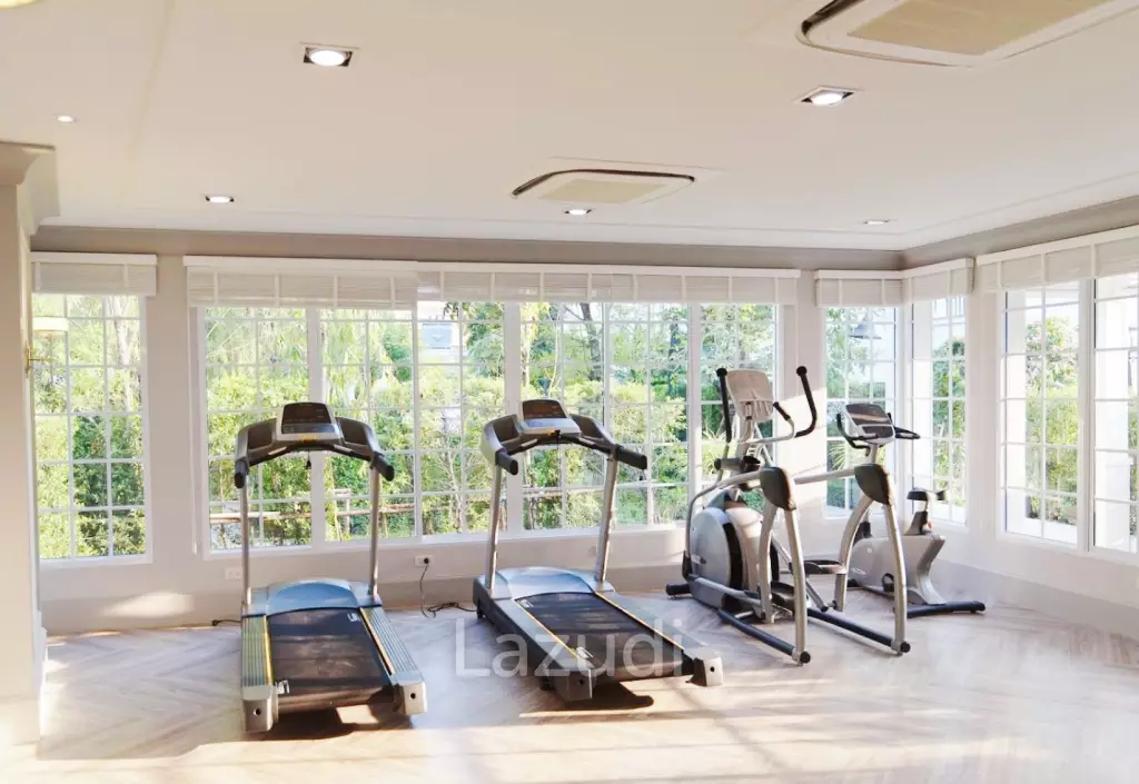 3 Bed 3 Bath 200 SQ.M Townhouse in Sukhumvit 62