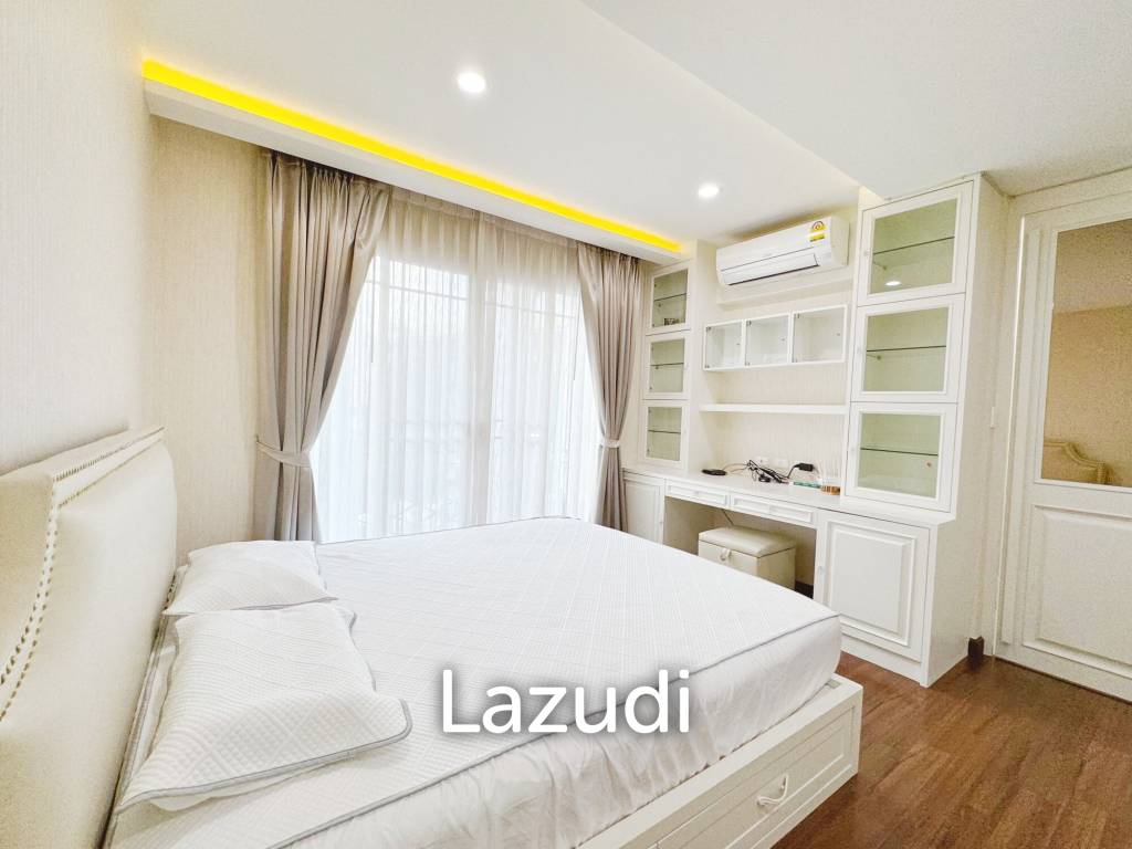 3 Bed 3 Bath 200 SQ.M Townhouse in Sukhumvit 62