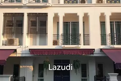 3 Bed 3 Bath 200 SQ.M Townhouse in Sukhumvit 62