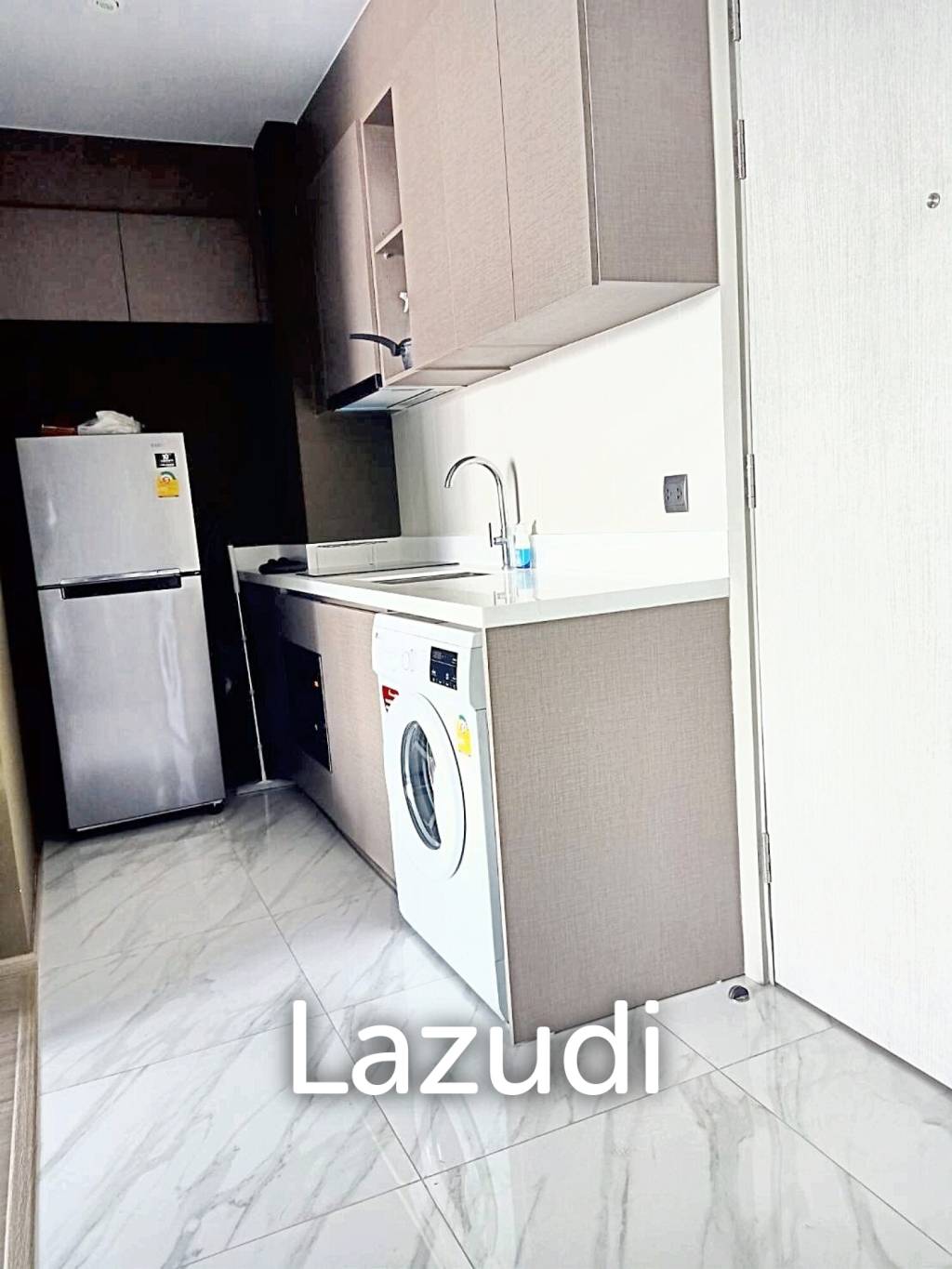 1 Bedroom 1 Bathroom 35 SQ.M at RHYTHM Ekkamai
