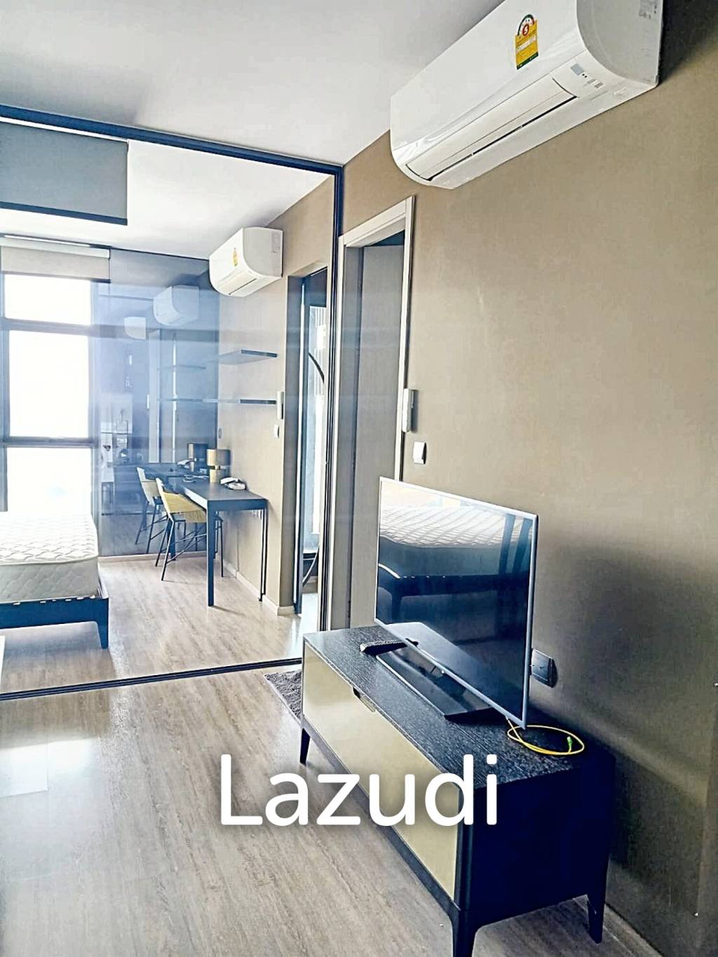 1 Bedroom 1 Bathroom 35 SQ.M at RHYTHM Ekkamai