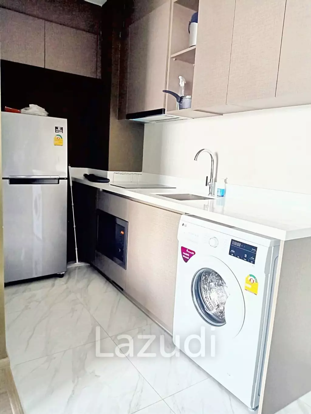 1 Bedroom 1 Bathroom 35 SQ.M at RHYTHM Ekkamai
