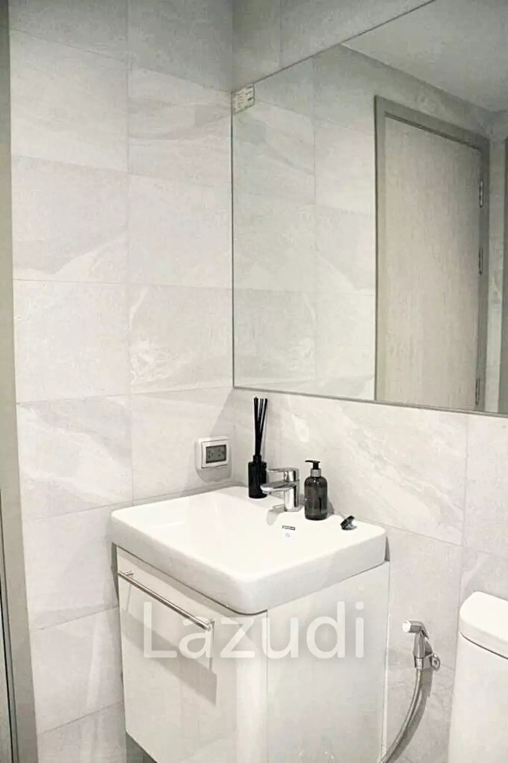 1 Bedroom 1 Bathroom 35 SQ.M at RHYTHM Ekkamai