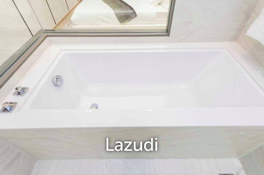 2 Bed 2 Bath 75.78 SQ.M. The Strand Thonglor