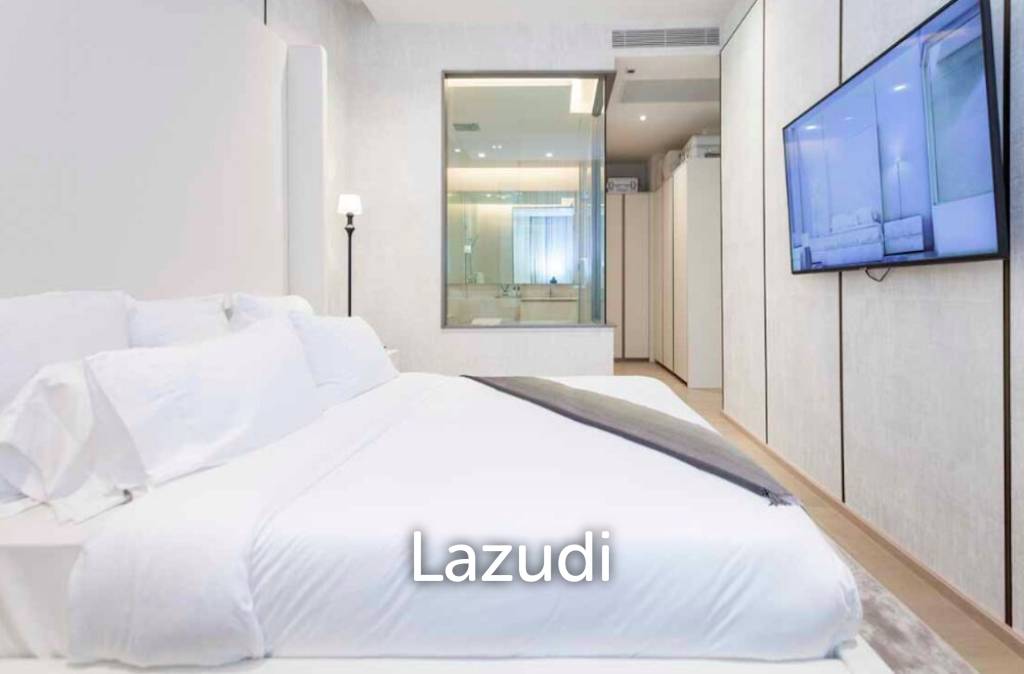 2 Bed 2 Bath 75.78 SQ.M. The Strand Thonglor