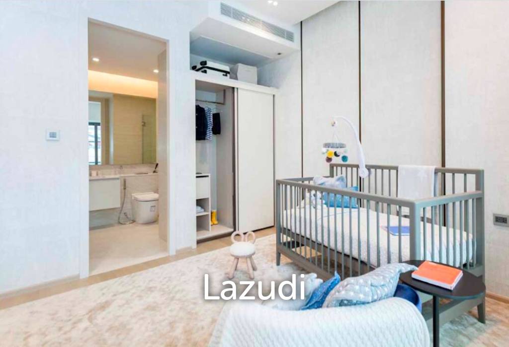2 Bed 2 Bath 75.78 SQ.M. The Strand Thonglor