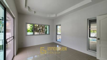 552 metro cuadrado 4 ` 4 Baño Villa de Venta