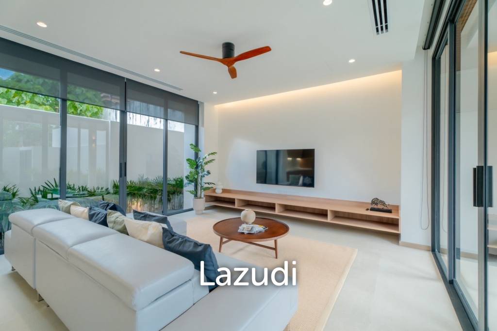 A luxurious 3-Bedroom Pool villa near Rawai Beach