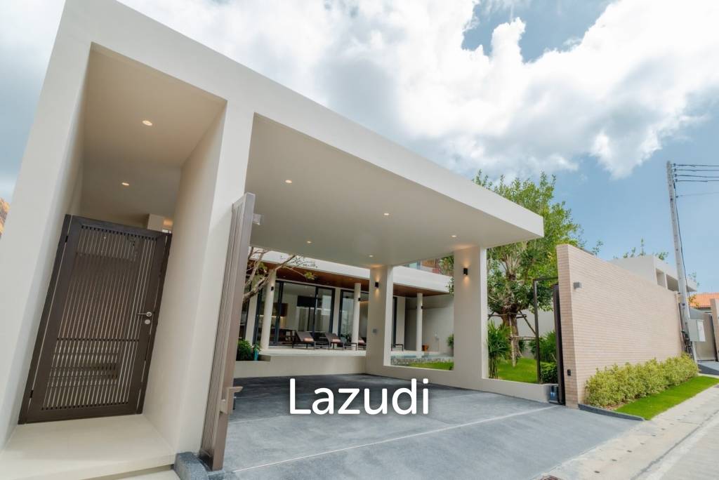 A luxurious 3-Bedroom Pool villa near Rawai Beach