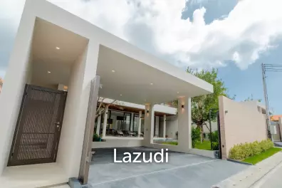 A luxurious 3-Bedroom Pool villa near Rawai Beach