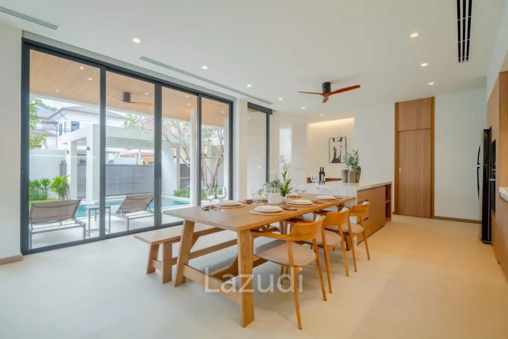 A luxurious 3-Bedroom Pool villa near Rawai Beach