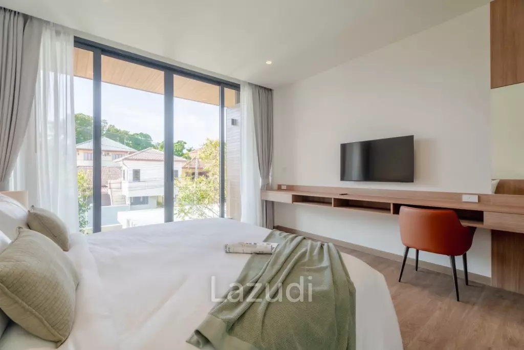 A luxurious 3-Bedroom Pool villa near Rawai Beach