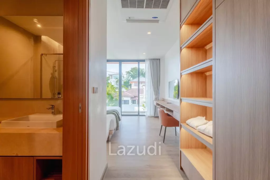 A luxurious 3-Bedroom Pool villa near Rawai Beach