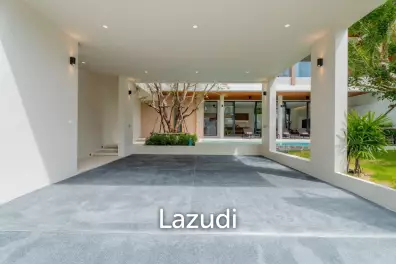 A luxurious 3-Bedroom Pool villa near Rawai Beach
