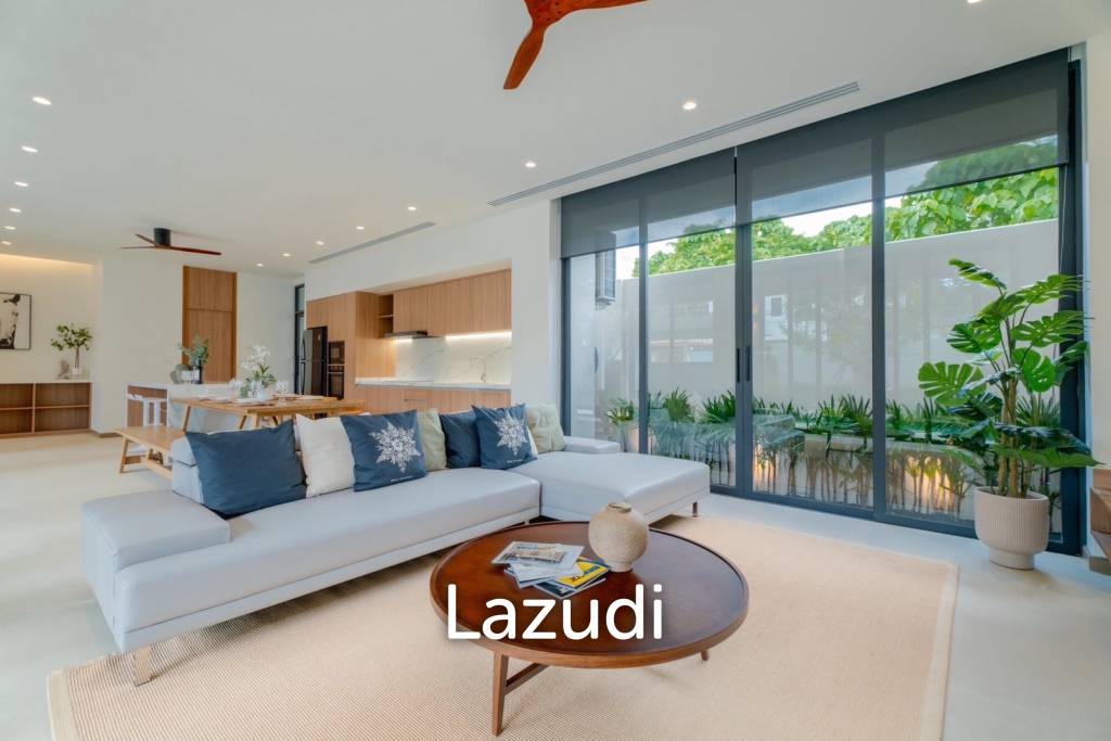 A luxurious 3-Bedroom Pool villa near Rawai Beach