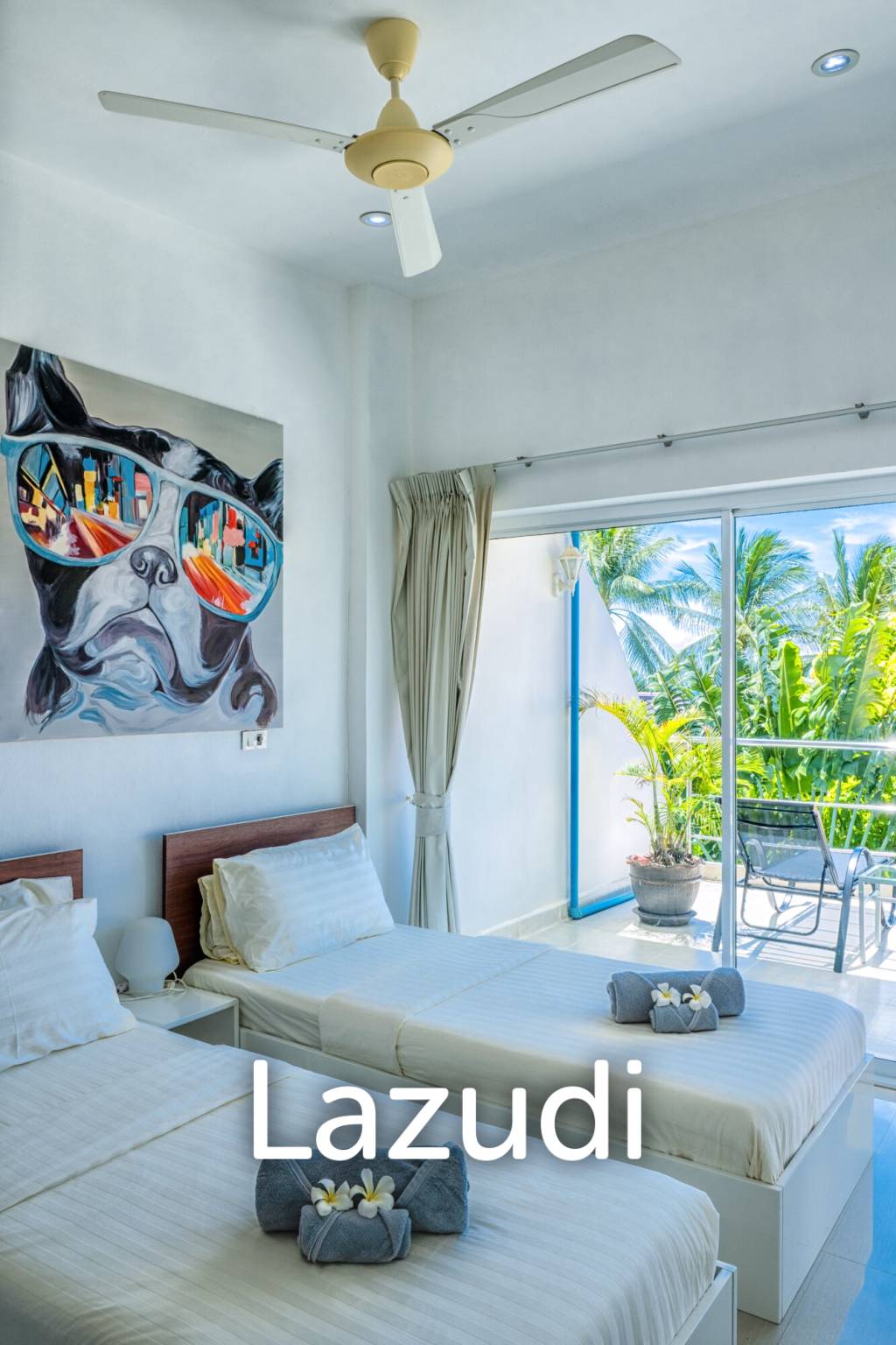 50m to the Beach, Townhouse with Private Pool in Bang Por