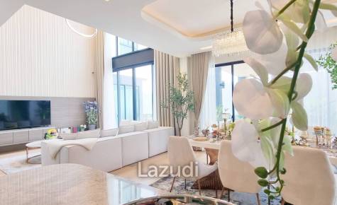 5 Bedrooms 7 Bathrooms 520 SQ.M. Manruetra pura