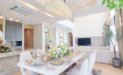 5 Bedrooms 7 Bathrooms 520 SQ.M. Manruetra pura