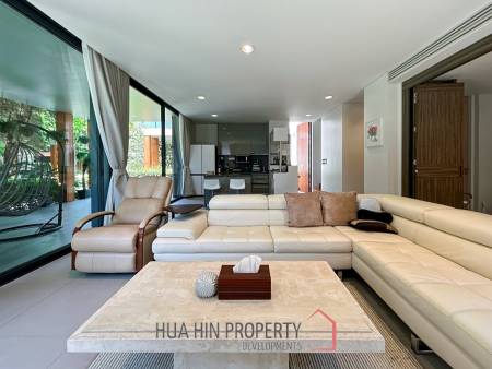 Baan Samranlom : 3 Bedroom Beachfront Villa