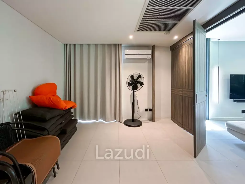 Baan Samranlom : 3 Bedroom Beachfront Villa
