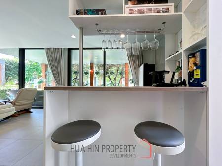 Baan Samranlom : 3 Bedroom Beachfront Villa