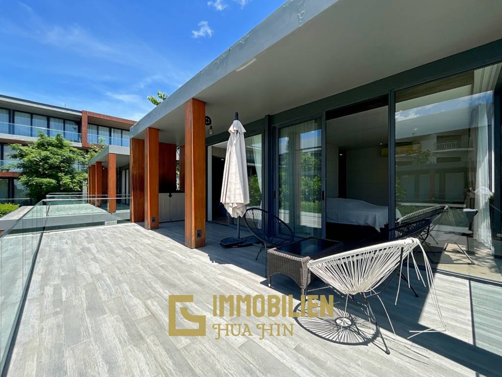 Baan Samranlom : 3 Bedroom Beachfront Villa