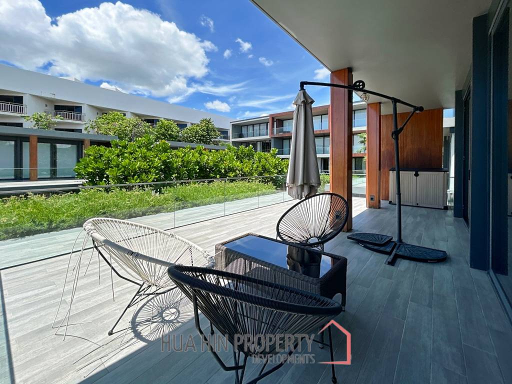 Baan Samranlom : 3 Bedroom Beachfront Villa