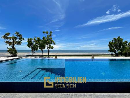 Baan Samranlom : 3 Bedroom Beachfront Villa