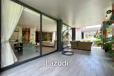 Baan Samranlom : 3 Bedroom Beachfront Villa