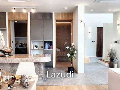5 Bedrooms 7 Bathrooms 520 SQ.M. Manruetra pura