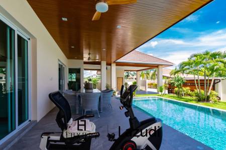 3 Beds 3 Baths 272.35 SQ.M Breeze Hill Hua Hin