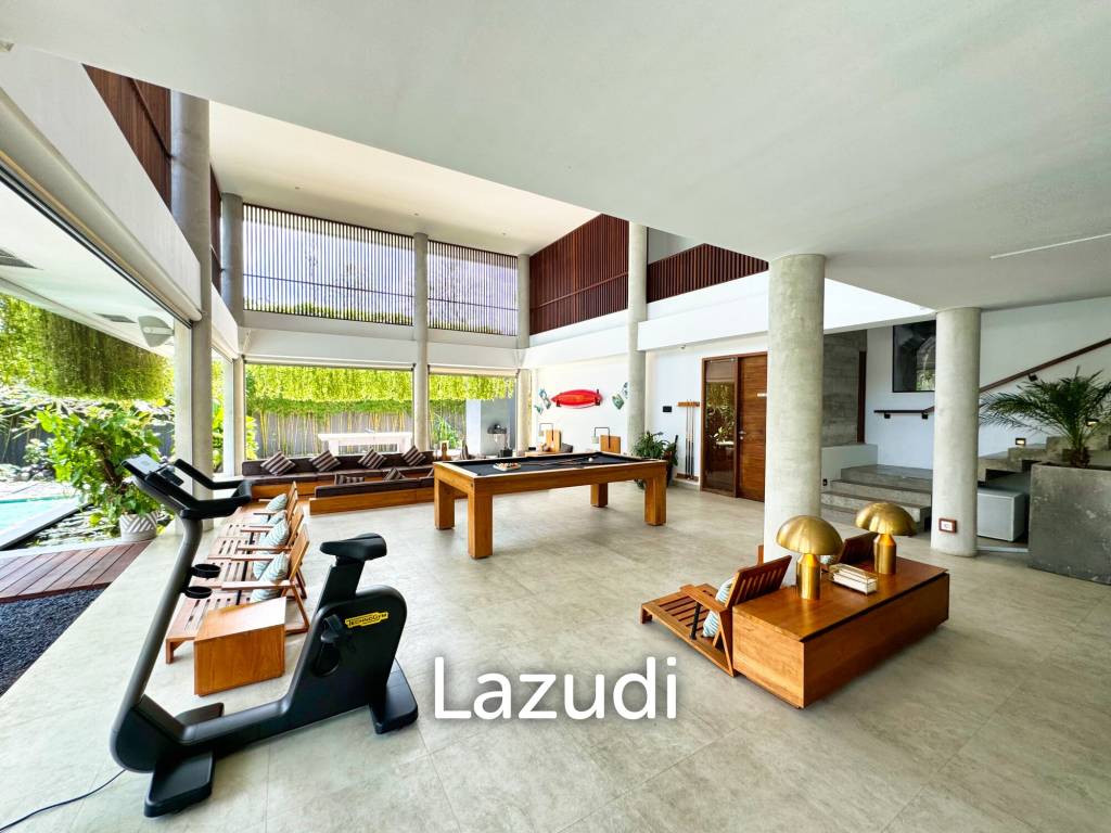 EXPANSIVE COASTAL VILLA WITH MODERN AMENITIES IN BINGIN