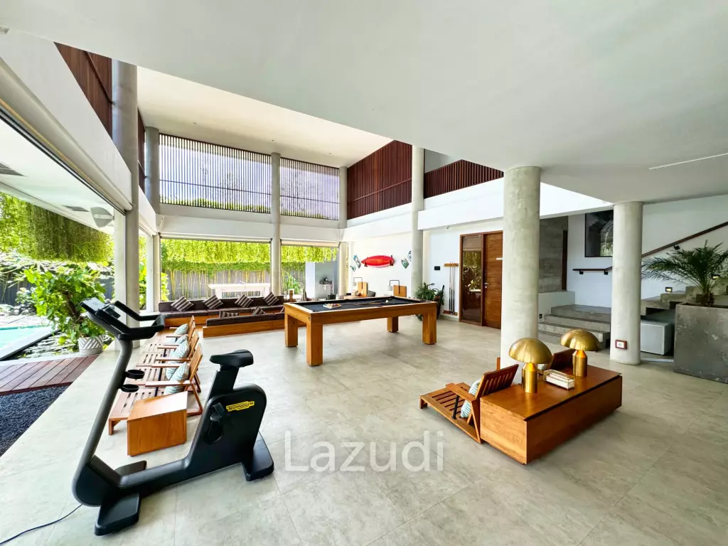 EXPANSIVE COASTAL VILLA WITH MODERN AMENITIES IN BINGIN