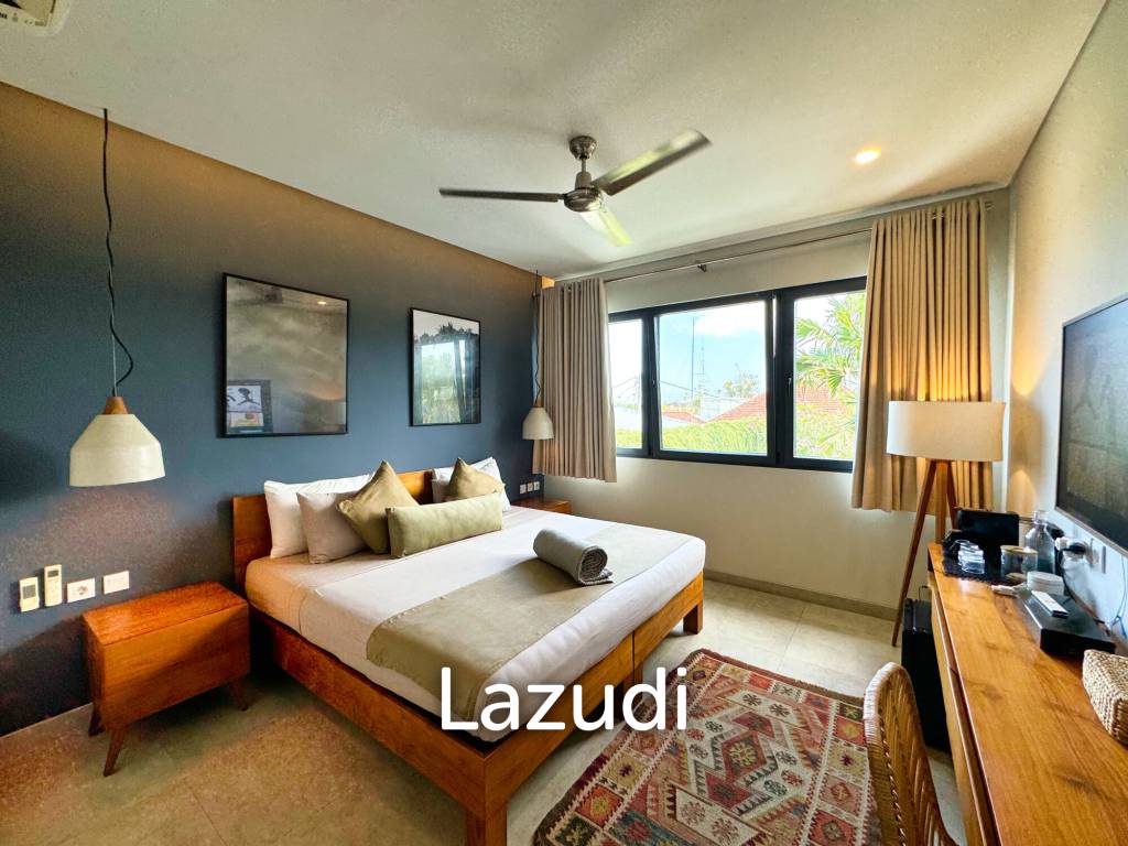 EXPANSIVE COASTAL VILLA WITH MODERN AMENITIES IN BINGIN