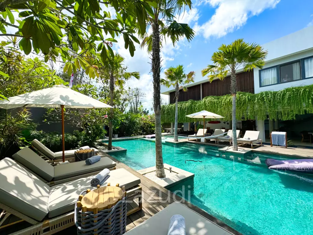 EXPANSIVE COASTAL VILLA WITH MODERN AMENITIES IN BINGIN