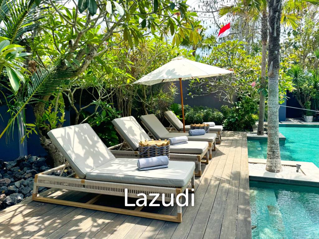 EXPANSIVE COASTAL VILLA WITH MODERN AMENITIES IN BINGIN