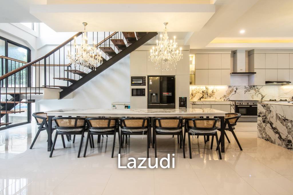 Exquisite 6+1 Bedroom Luxury Villa with Rooftop in GWK Area
