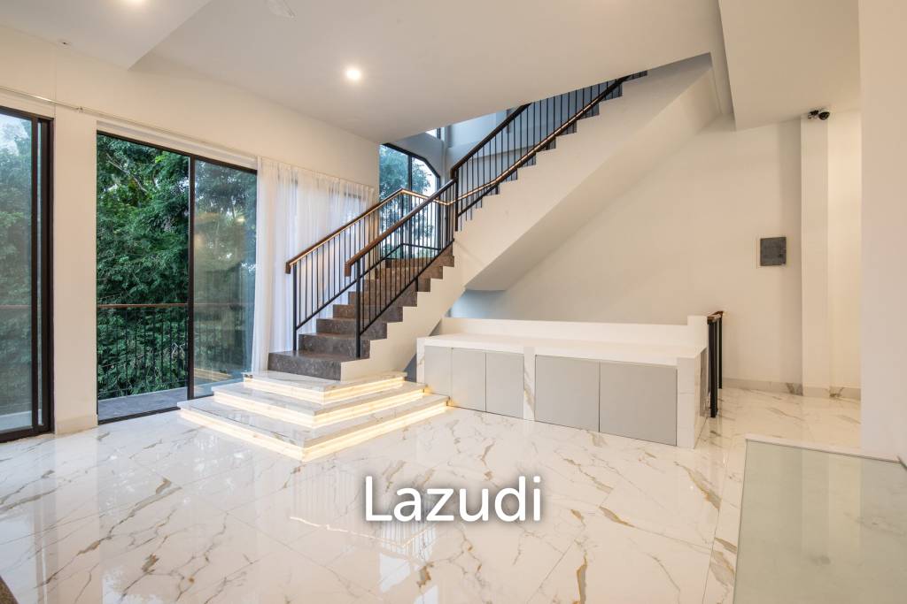 Exquisite 6+1 Bedroom Luxury Villa with Rooftop in GWK Area