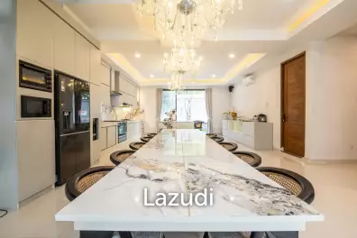 Exquisite 6+1 Bedroom Luxury Villa with Rooftop in GWK Area