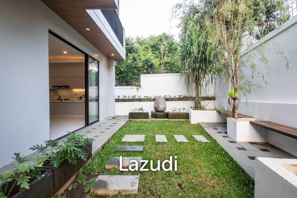 Exquisite 6+1 Bedroom Luxury Villa with Rooftop in GWK Area