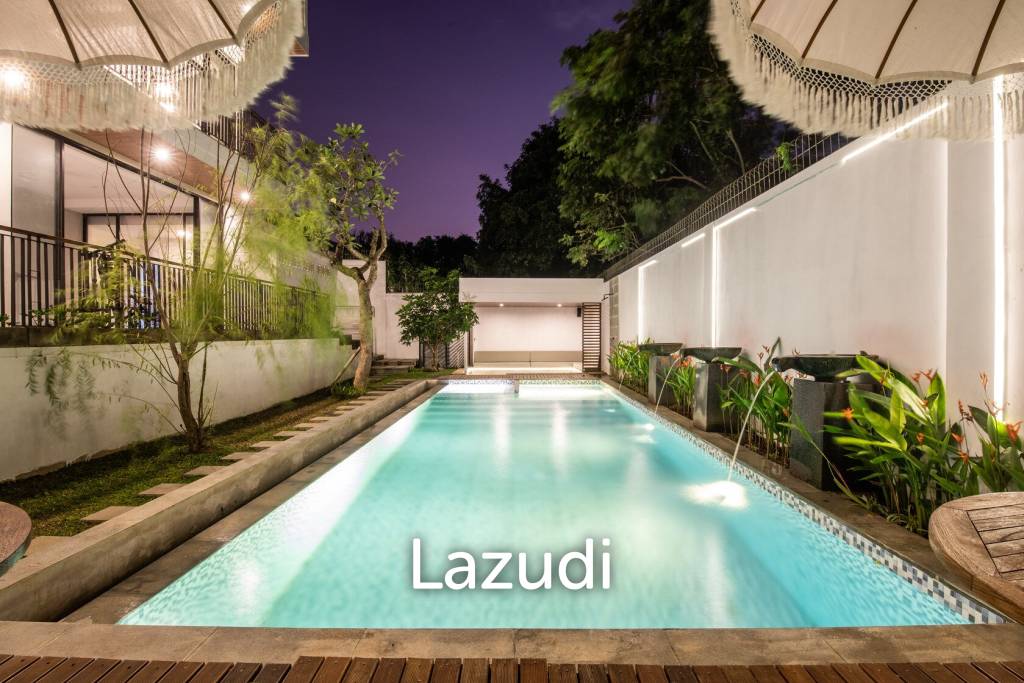 Exquisite 6+1 Bedroom Luxury Villa with Rooftop in GWK Area