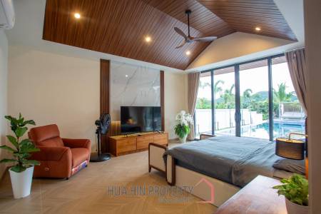 Magnificent villa with 5 bedrooms and 6 bathrooms