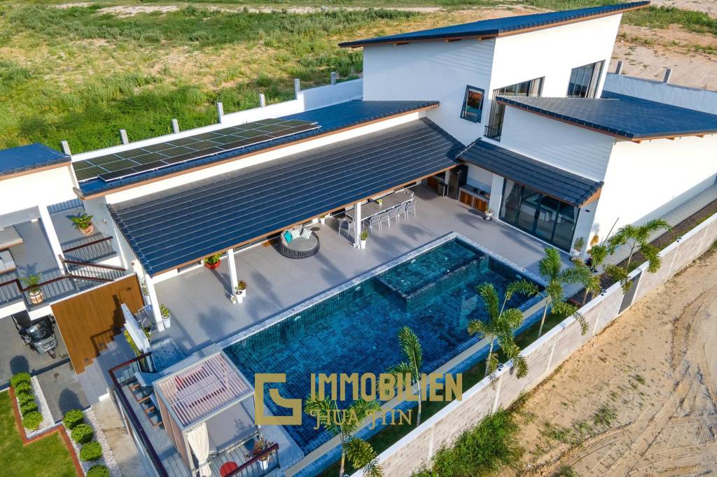 Magnificent villa with 5 bedrooms and 6 bathrooms