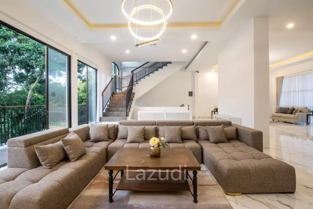 Exquisite 6+1 Bedroom Luxury Villa with Rooftop in GWK Area