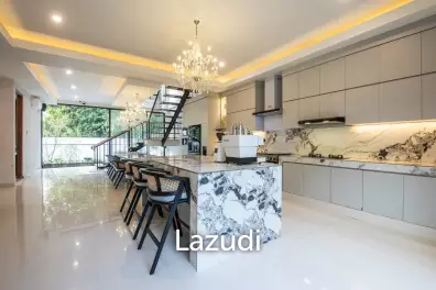 Exquisite 6+1 Bedroom Luxury Villa with Rooftop in GWK Area