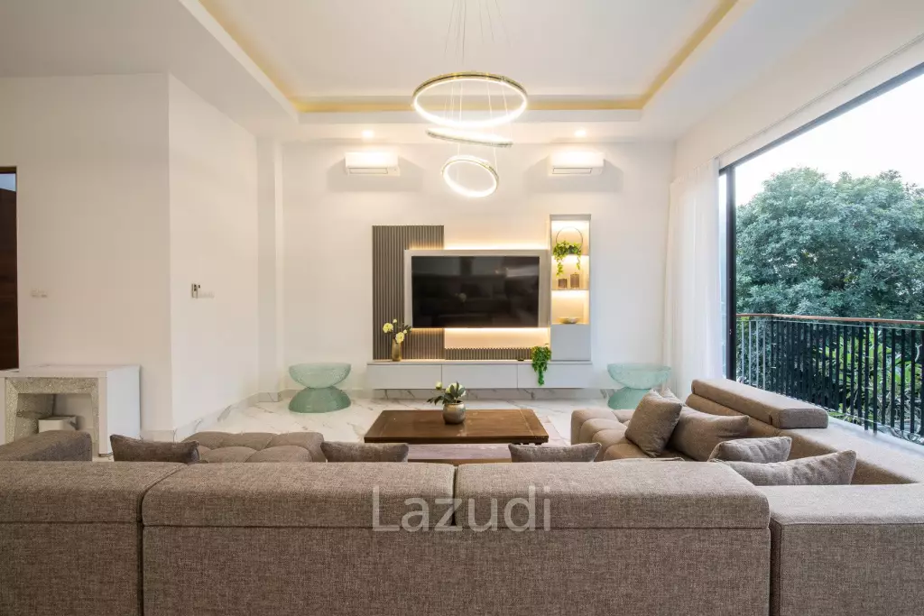 Exquisite 6+1 Bedroom Luxury Villa with Rooftop in GWK Area