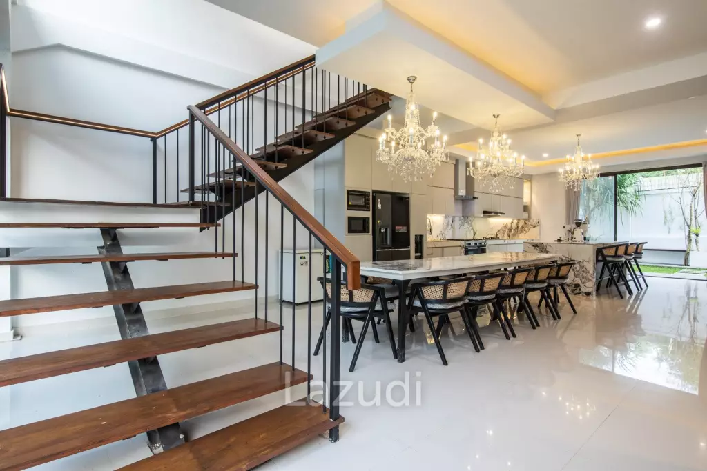Exquisite 6+1 Bedroom Luxury Villa with Rooftop in GWK Area