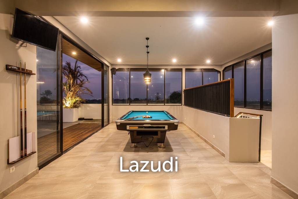 Exquisite 6+1 Bedroom Luxury Villa with Rooftop in GWK Area