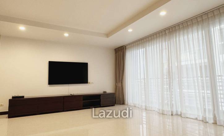 3 Bed 3 Bath 166.70 SQ.M Avenue 61 Condominium