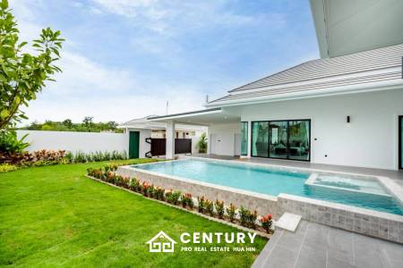Luxury Villa in Botanica Hua Hin Thap Tai